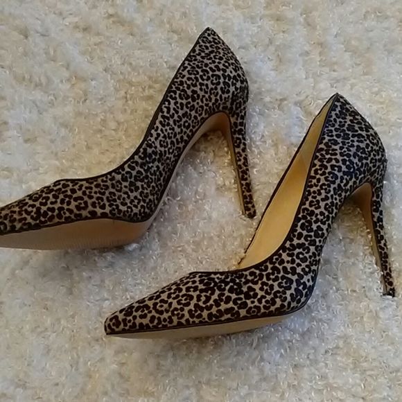 Leopard Pump - Picture 3 of 6